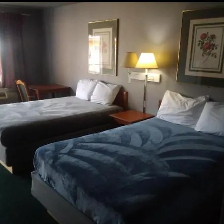 2 Double Bed Hotel Studio 128